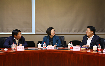 济南市委常委、统战部长王拥华一行莅临球友体育调研考察