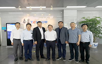 北京市农业农村局副局长马荣才一行莅临球友体育调研考察